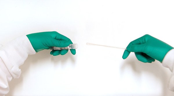 FDA 已批准 Zymo Research 的 DNA/RNA Shield™ 收集管成為第二類醫療裝置。FDA 的 510(k) 核准讓該產品可用作 2019 冠狀病毒病測試的體外診斷 (IVD) 裝置。 FDA 已批准 Zymo Research 的 DNA/RNA Shield™ 收集管成為第二類醫療裝置。FDA 的 510(k) 核准讓該產品可用作 2019 冠狀病毒病測試的體外診斷 (IVD) 裝置。