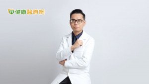勤搬重物椎間盤突出開刀後隔年復發　這招防沾黏損傷